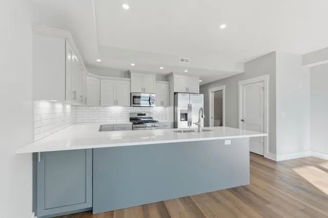 $765,000 | 31 Ln 345 Crooked Lake, Angola, IN 46703