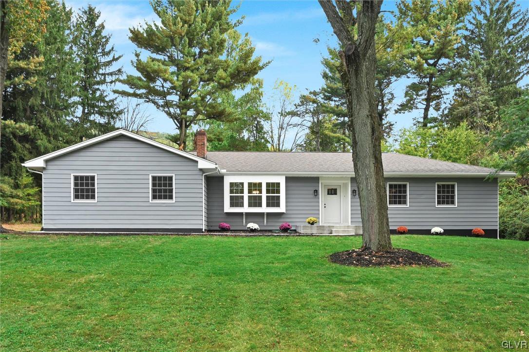 1545 East Raders Lane Bethlehem, PA 18015 - Photo 2 of 31 Gallery Image 2