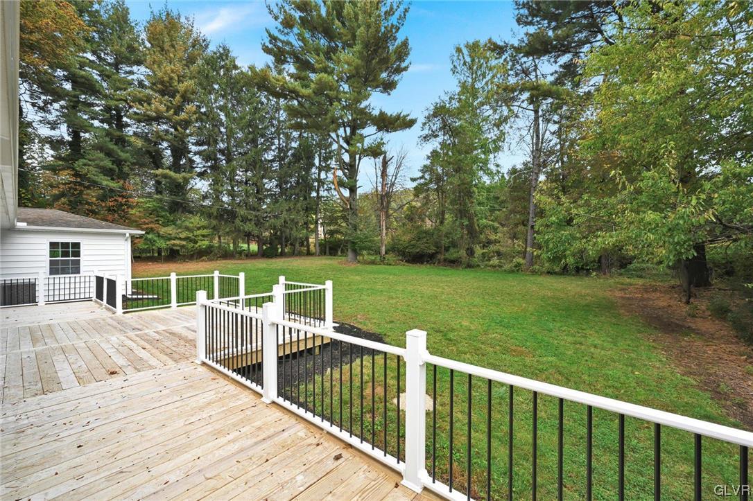 1545 East Raders Lane Bethlehem, PA 18015 - Photo 28 of 31 Gallery Image 28
