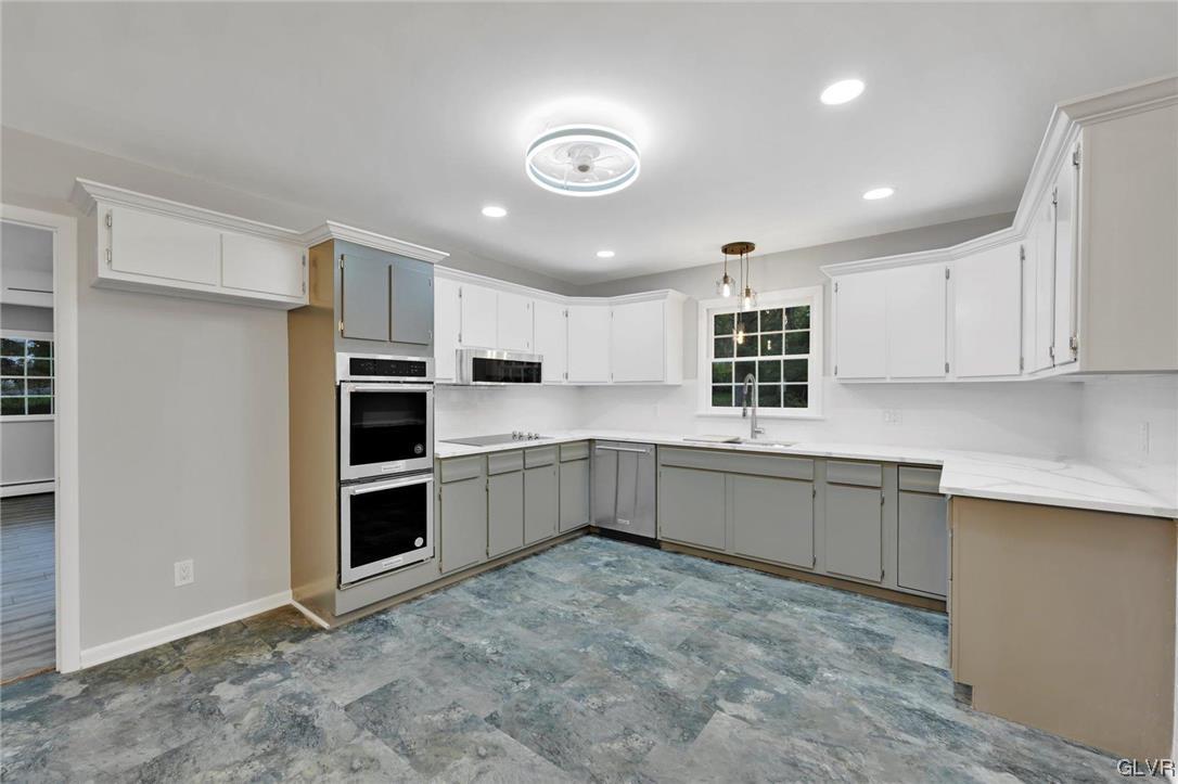 1545 East Raders Lane Bethlehem, PA 18015 - Photo 3 of 31 Gallery Image 3
