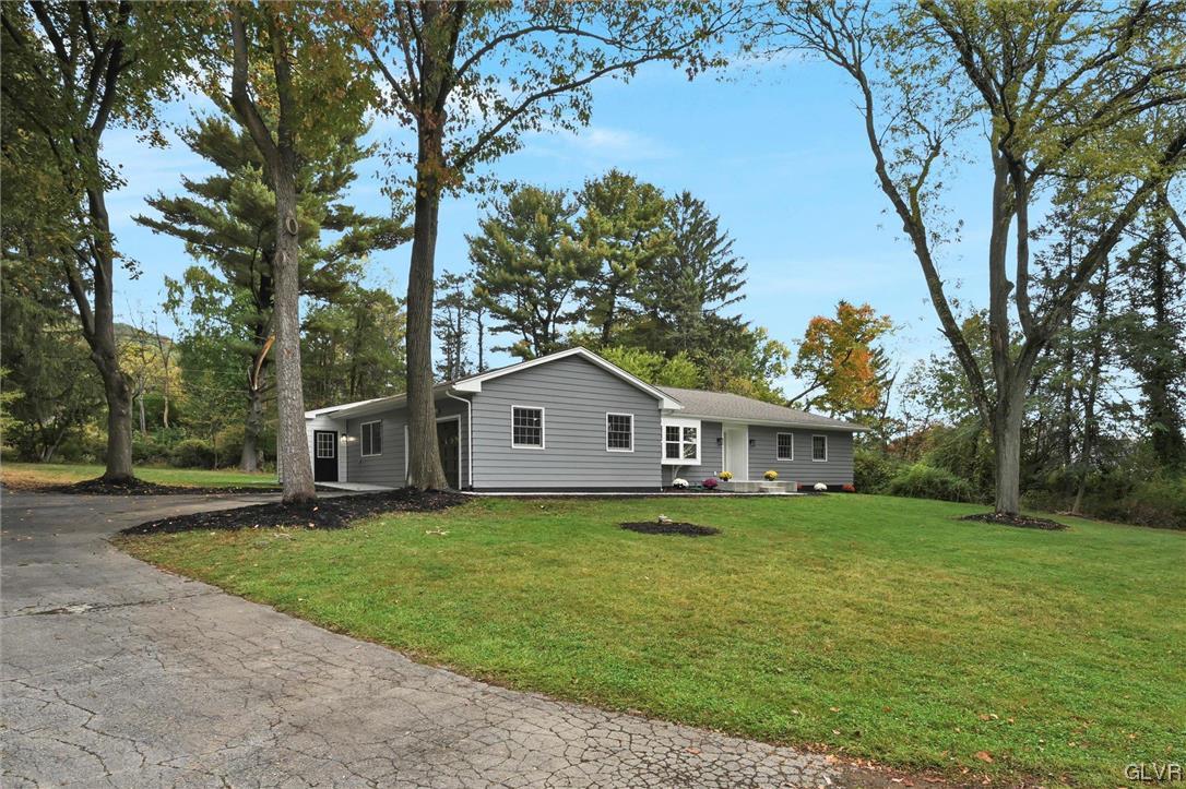 1545 East Raders Lane Bethlehem, PA 18015 - Photo 5 of 31 Gallery Image 5