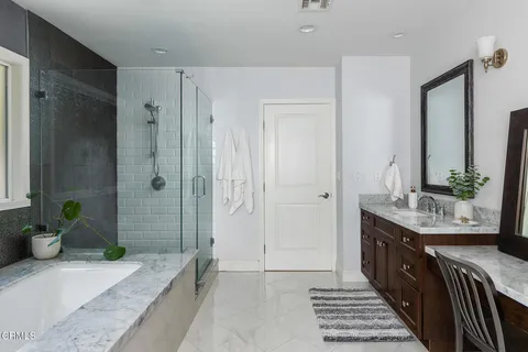 $2,695,000 | 5008 Walmar Avenue, La Canada Flintridge, CA 91011