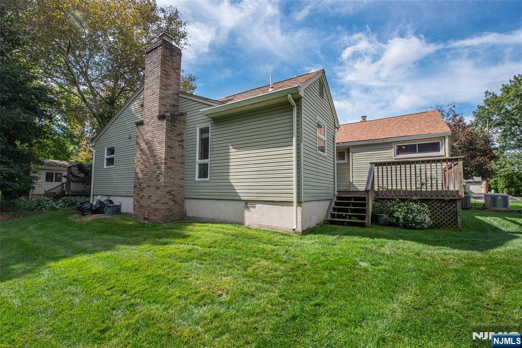 15-15 Jordan Road Fair Lawn, NJ 07410 - Photo 25 of 26 Gallery Image 25