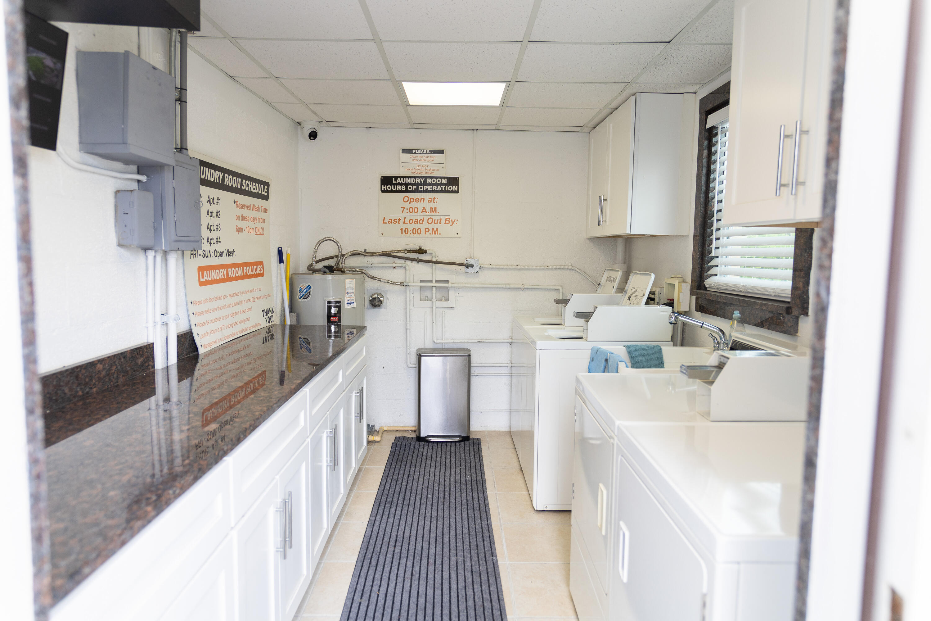 1905 Lake Worth Road Lake Worth Beach, FL 33461 - Photo 6 of 7 Laundry Facility