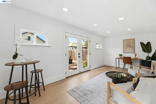 $899,000 | 1834 8th Street, Alameda, CA 94501