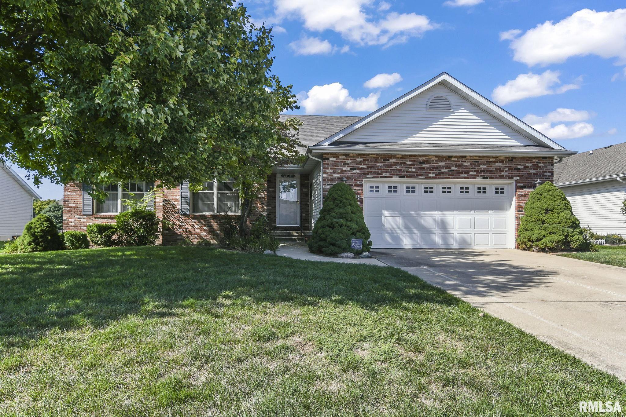 5013 Manhattan Drive Springfield, IL 62711 - Photo 1 of 35 Gallery Image 1