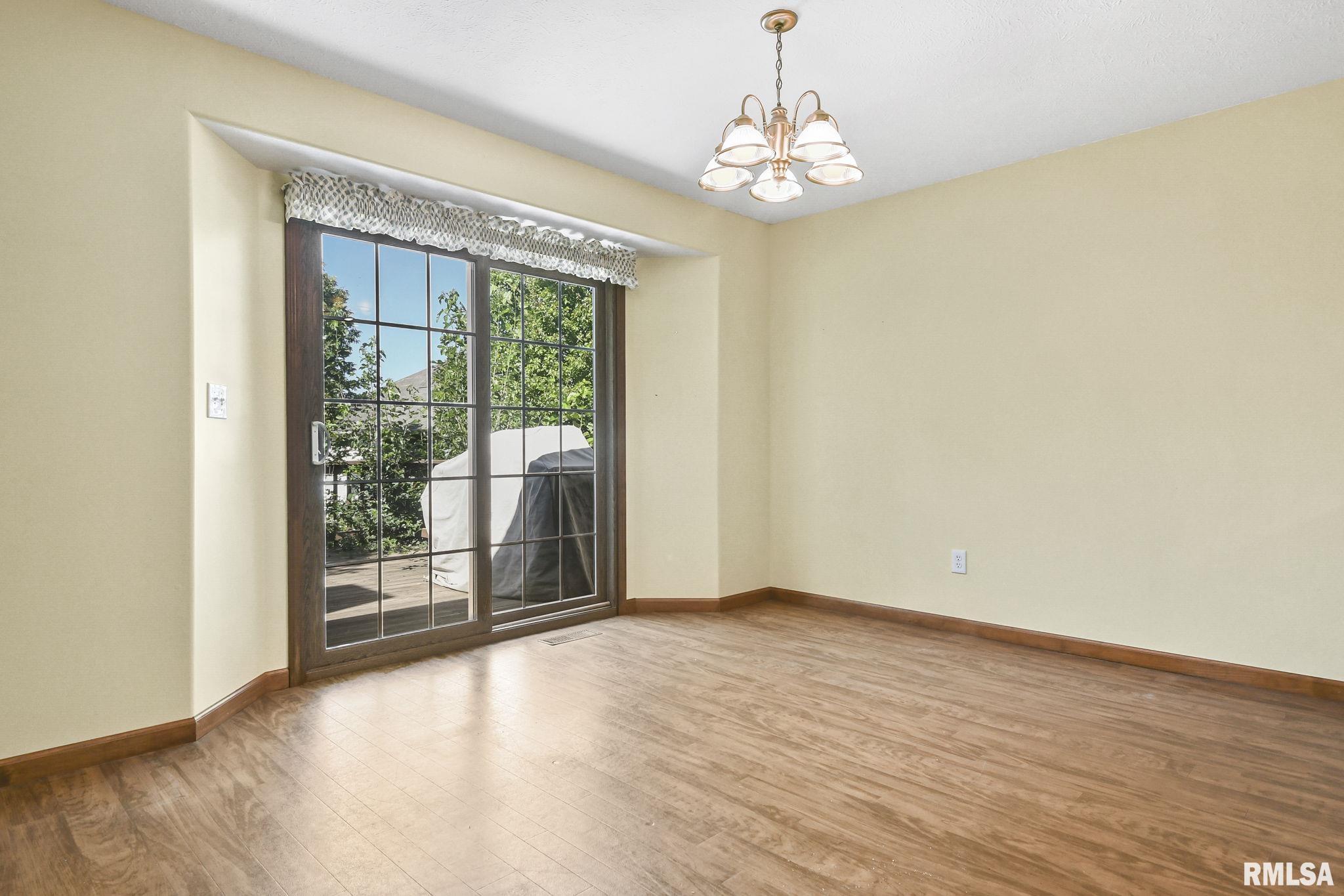 5013 Manhattan Drive Springfield, IL 62711 - Photo 14 of 35 Gallery Image 14