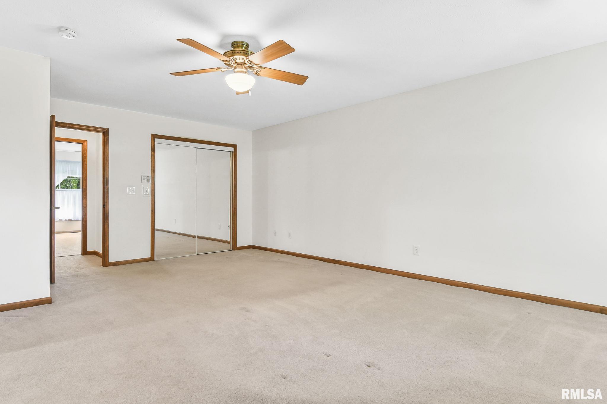 5013 Manhattan Drive Springfield, IL 62711 - Photo 19 of 35 Gallery Image 19
