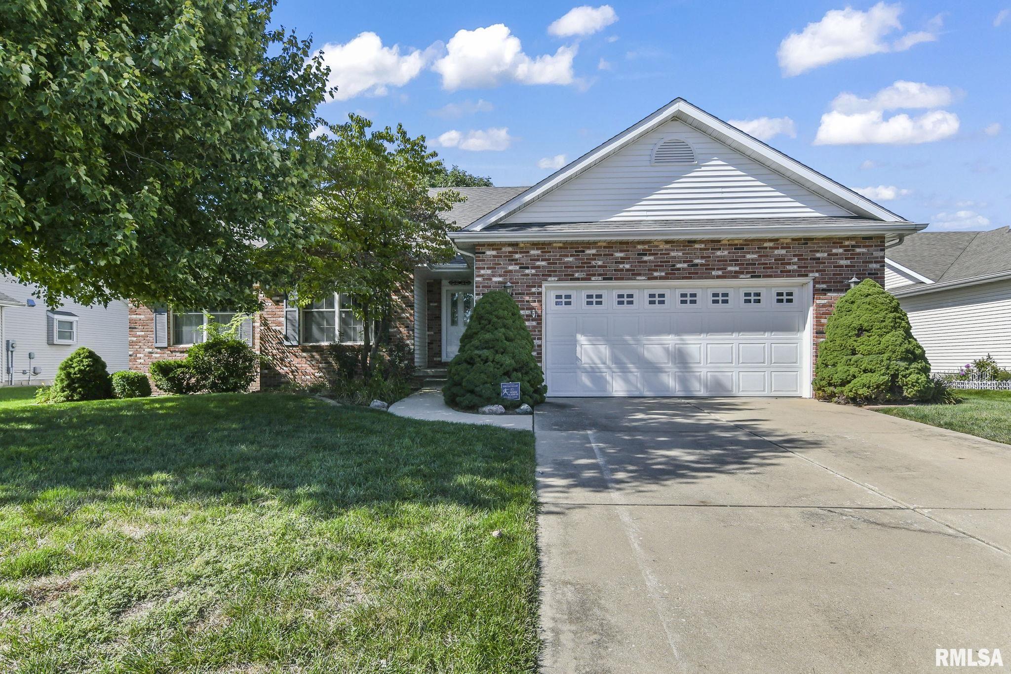 5013 Manhattan Drive Springfield, IL 62711 - Photo 2 of 35 Gallery Image 2