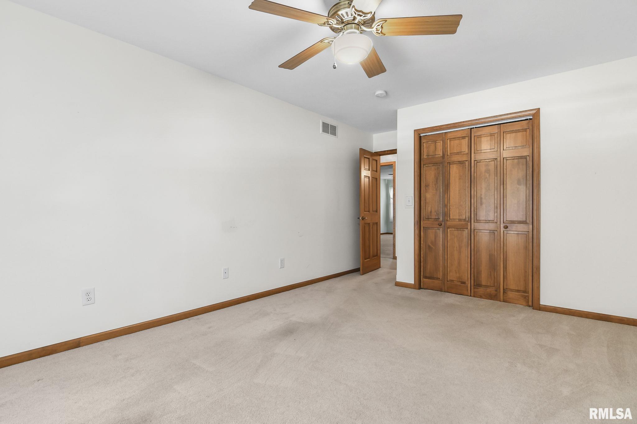5013 Manhattan Drive Springfield, IL 62711 - Photo 24 of 35 Gallery Image 24