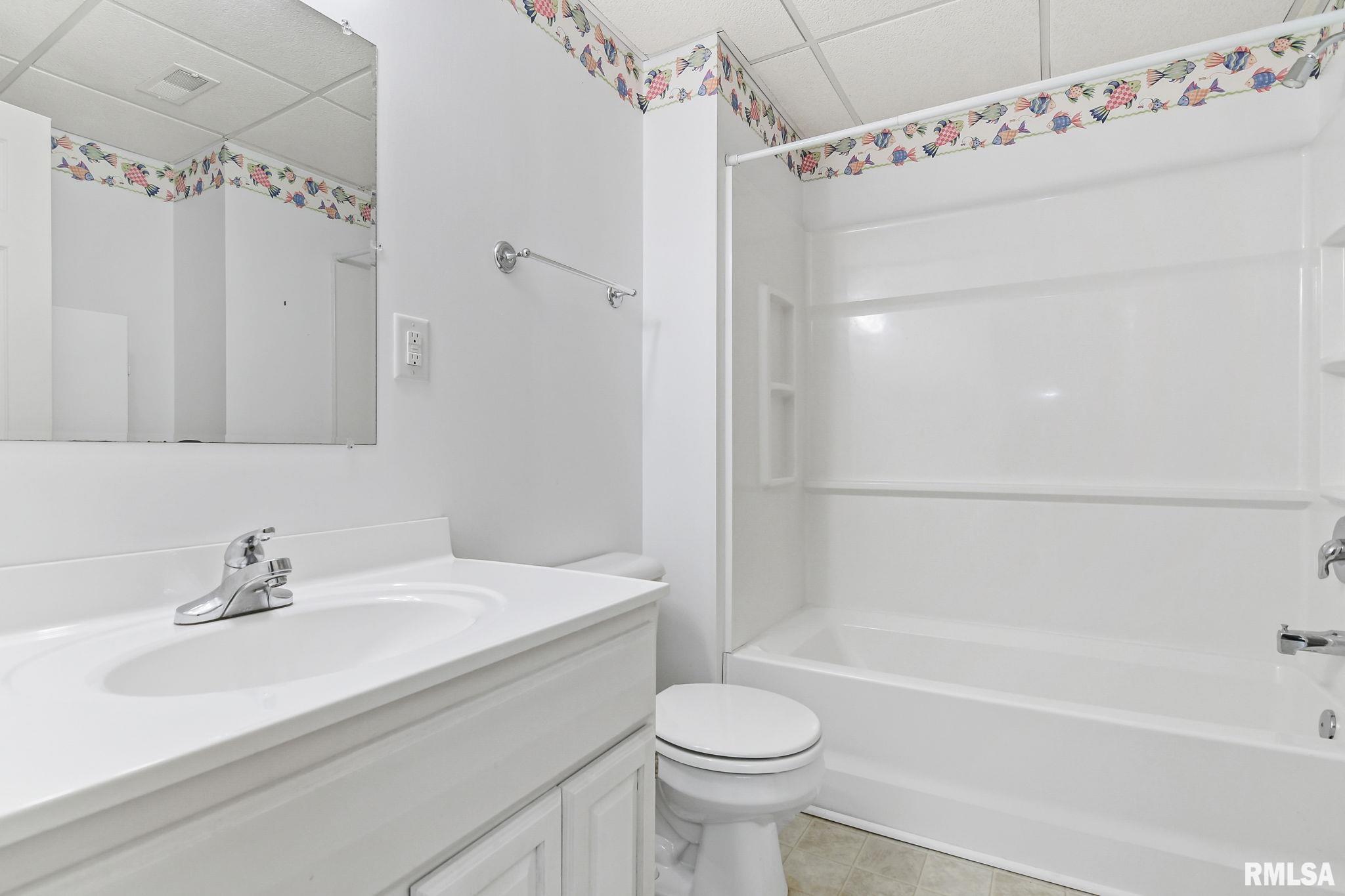 5013 Manhattan Drive Springfield, IL 62711 - Photo 33 of 35 Gallery Image 33