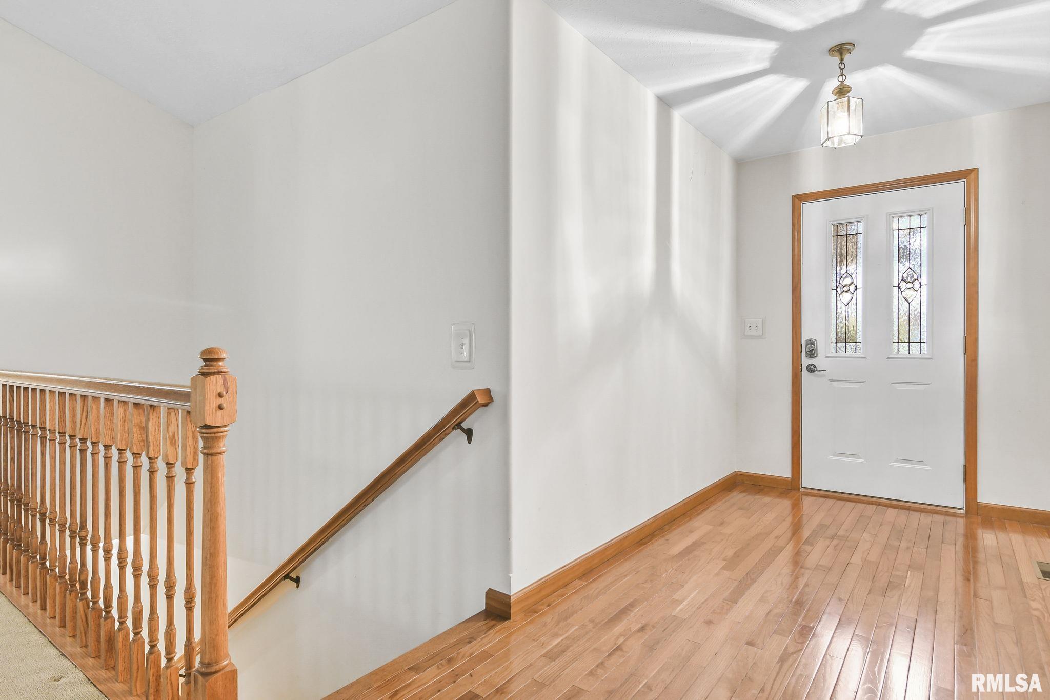 5013 Manhattan Drive Springfield, IL 62711 - Photo 7 of 35 Gallery Image 7