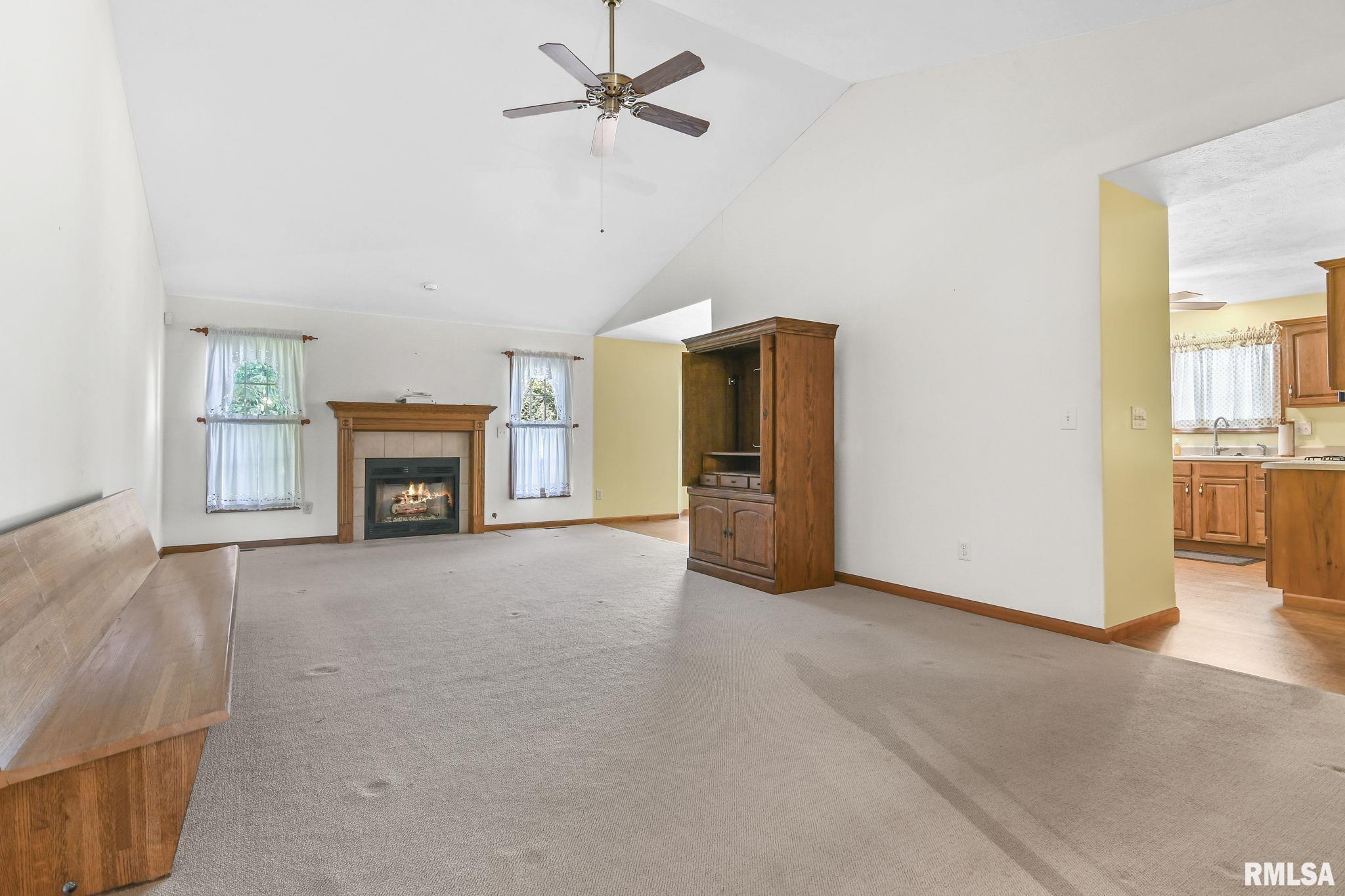 5013 Manhattan Drive Springfield, IL 62711 - Photo 8 of 35 Gallery Image 8