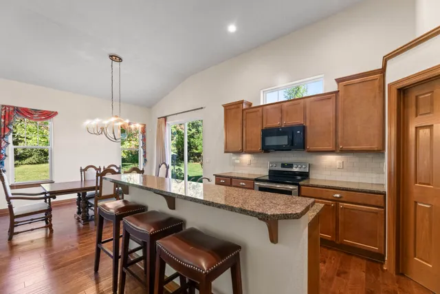 $660,000 | W354N5315 Coastal Avenue, Oconomowoc, WI 53066