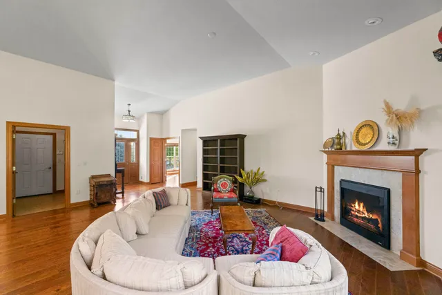 $660,000 | W354N5315 Coastal Avenue, Oconomowoc, WI 53066