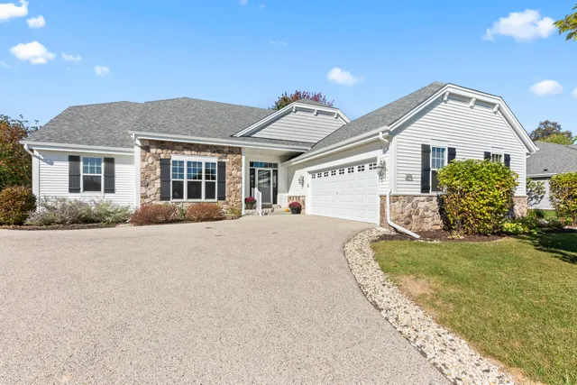 $660,000 | W354N5315 Coastal Avenue, Oconomowoc, WI 53066