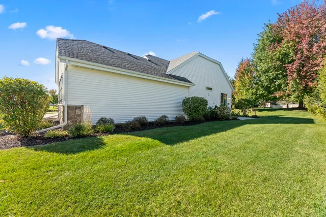 $660,000 | W354N5315 Coastal Avenue, Oconomowoc, WI 53066