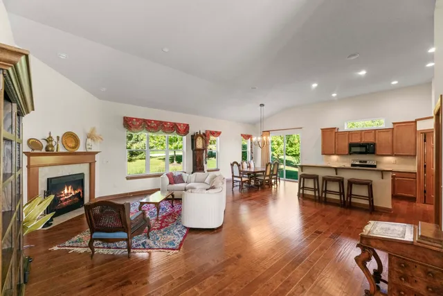 $660,000 | W354N5315 Coastal Avenue, Oconomowoc, WI 53066