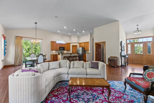 $660,000 | W354N5315 Coastal Avenue, Oconomowoc, WI 53066