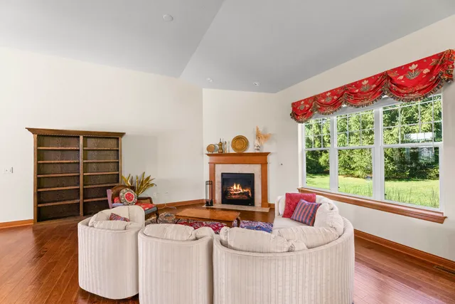 $660,000 | W354N5315 Coastal Avenue, Oconomowoc, WI 53066