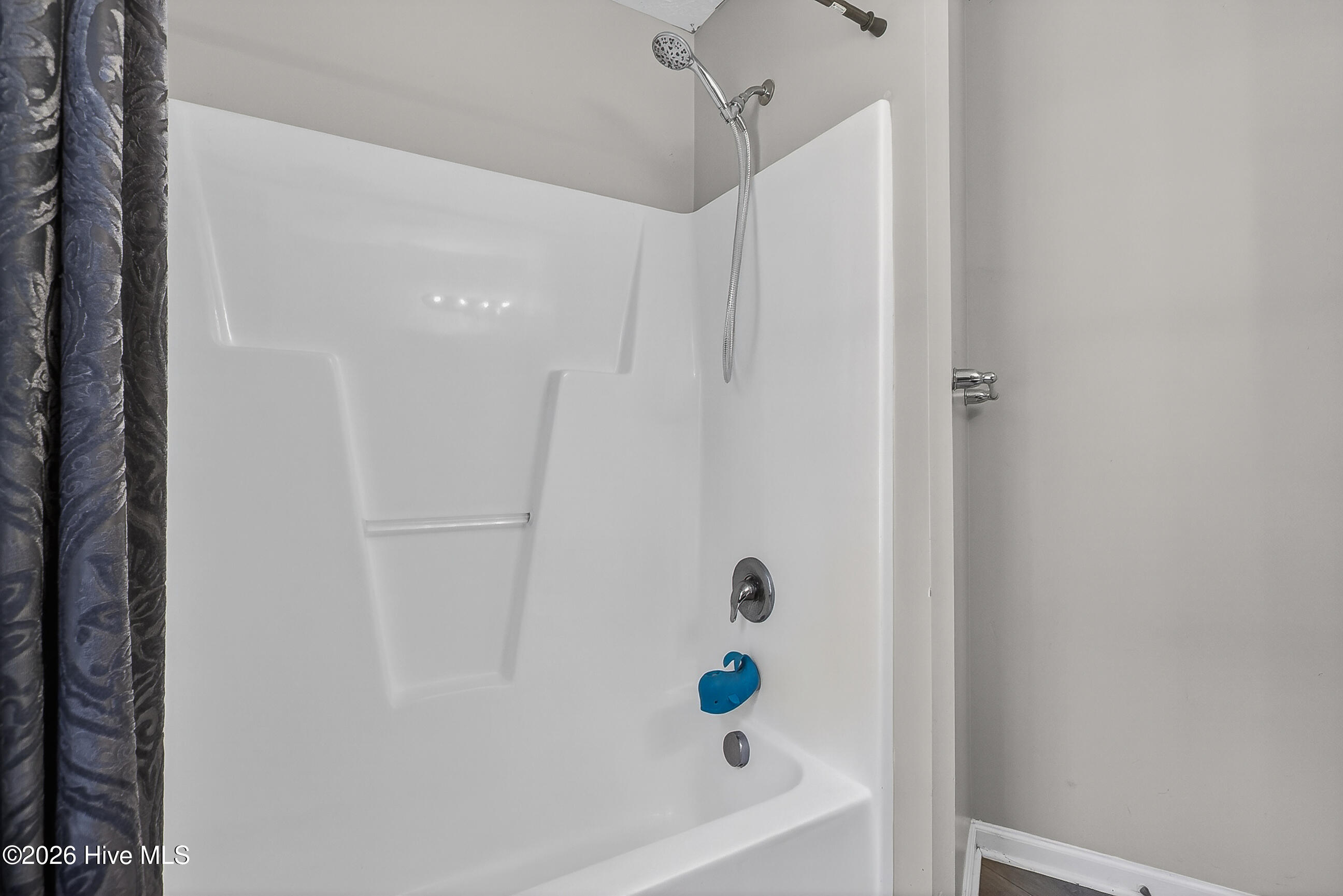 112 Clayton James Road Jacksonville, NC 28540 - Photo 20 of 26 Bath 2