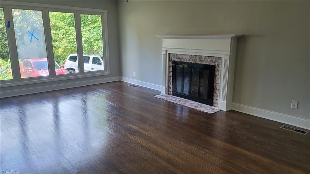 1318 Berwick Road Southwest Winston-Salem, NC 27103 - Photo 17 of 34 Gallery Image 17