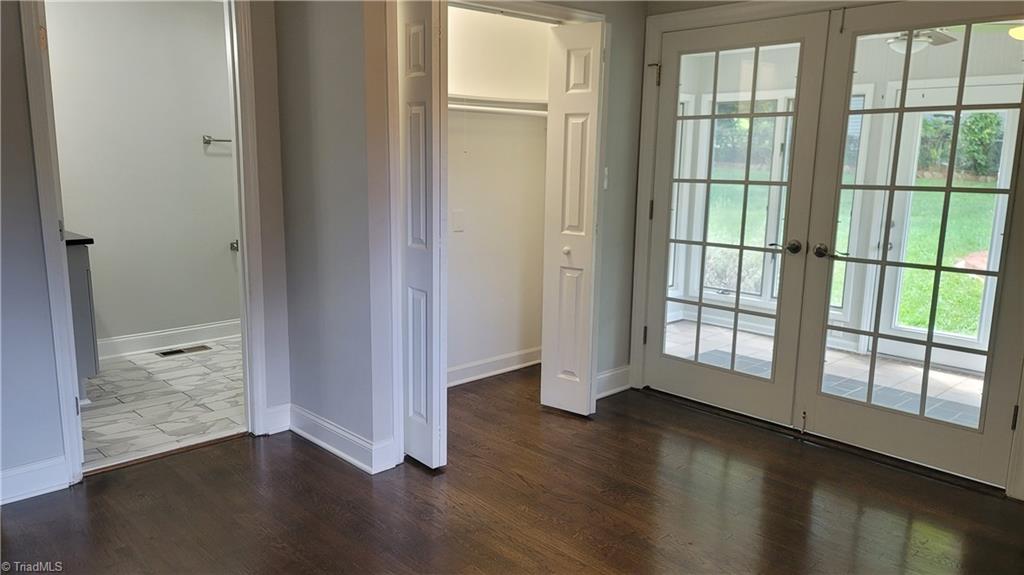 1318 Berwick Road Southwest Winston-Salem, NC 27103 - Photo 27 of 34 Gallery Image 27