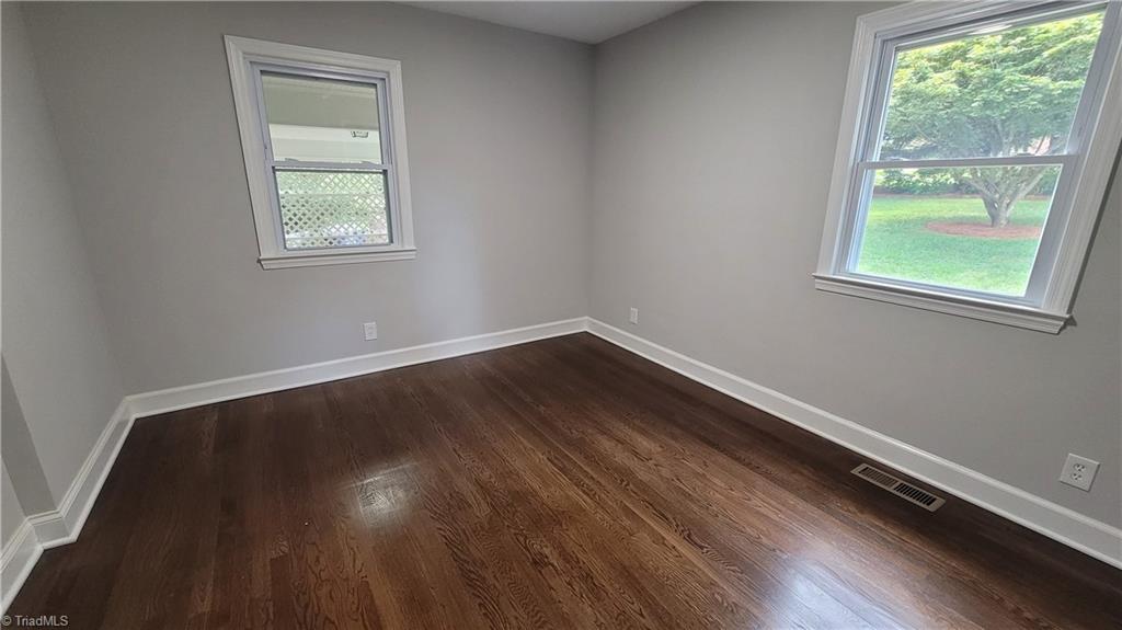 1318 Berwick Road Southwest Winston-Salem, NC 27103 - Photo 30 of 34 Gallery Image 30