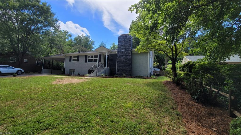 1318 Berwick Road Southwest Winston-Salem, NC 27103 - Photo 5 of 34 Gallery Image 5