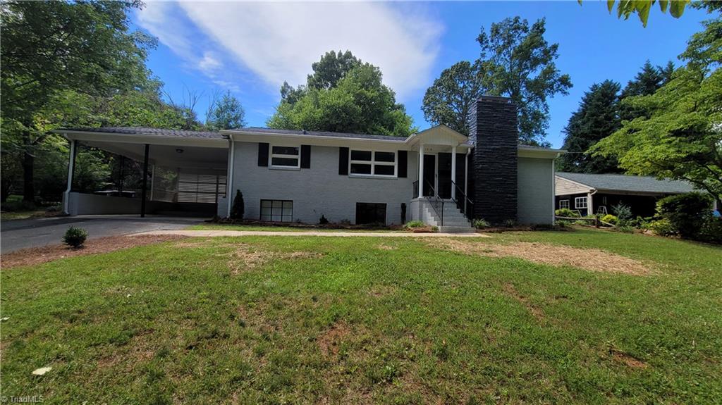 1318 Berwick Road Southwest Winston-Salem, NC 27103 - Photo 6 of 34 Gallery Image 6