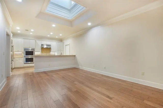 $5,300 | 6415 Bandera Avenue, Unit 2D, Dallas, TX 75225