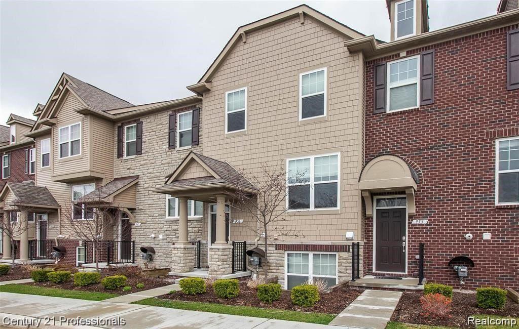 951 Barclay Circle, Unit 48 Rochester Hills, MI 48307 - Photo 2 of 31