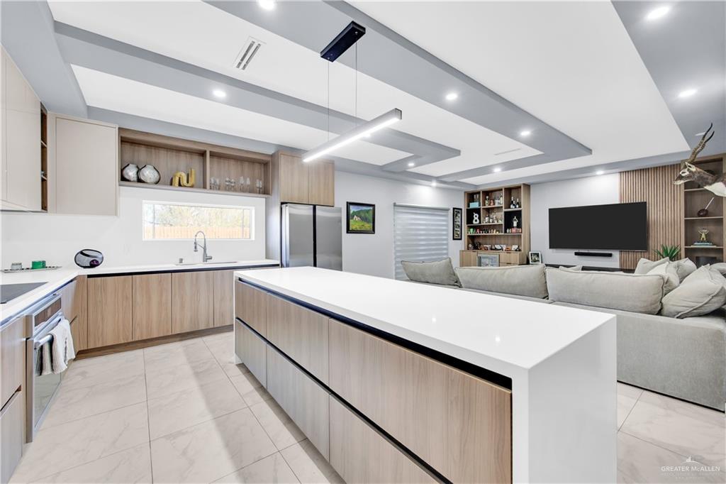 2403 South Dominique Street Pharr, TX 78577 - Photo 4 of 21