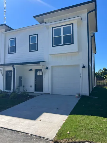 $1,850 | 257 Townhome Lane, Fayetteville, NC 28311