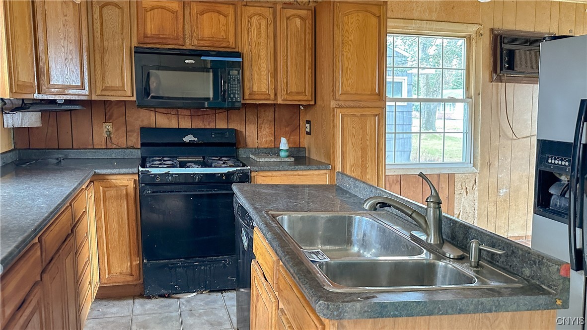 910 Dewitt Lane Rome, NY 13440 - Photo 4 of 8