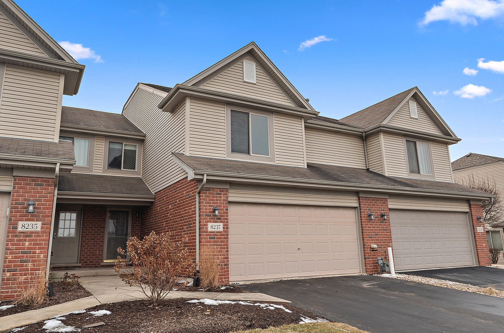 8237 Pecan Place Frankfort, IL 60423 - Photo 2 of 39 a front view of a house