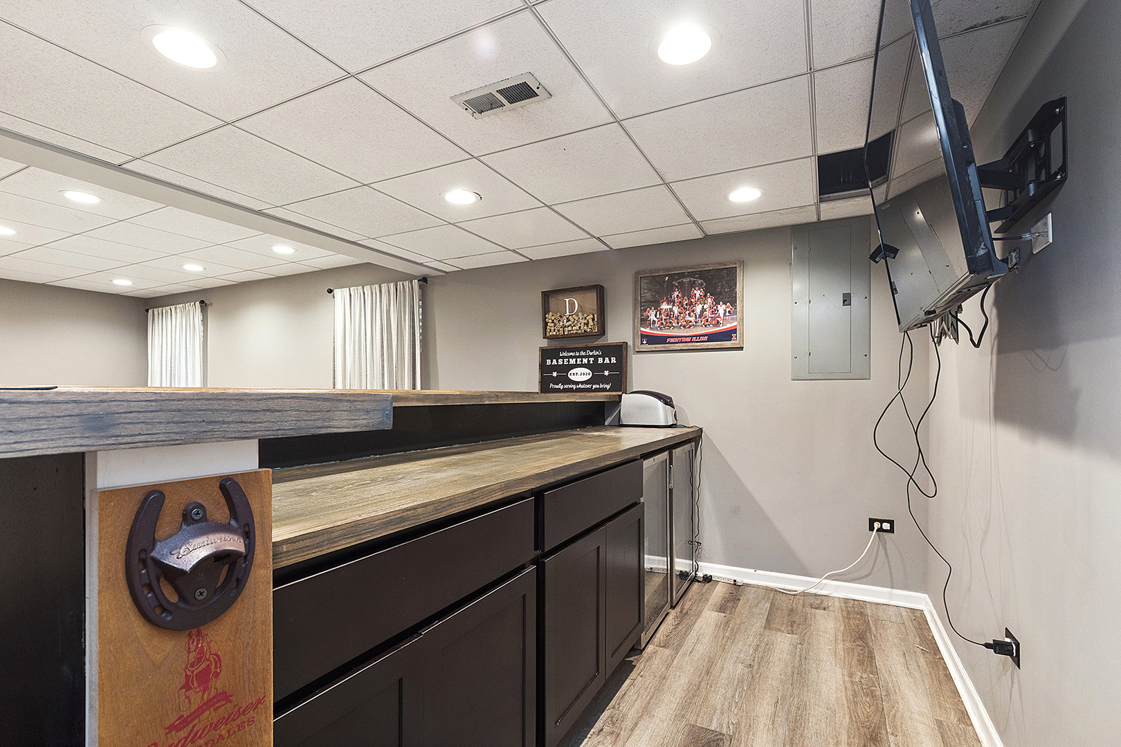 8237 Pecan Place Frankfort, IL 60423 - Photo 28 of 39 a kitchen with a sink and cabinets