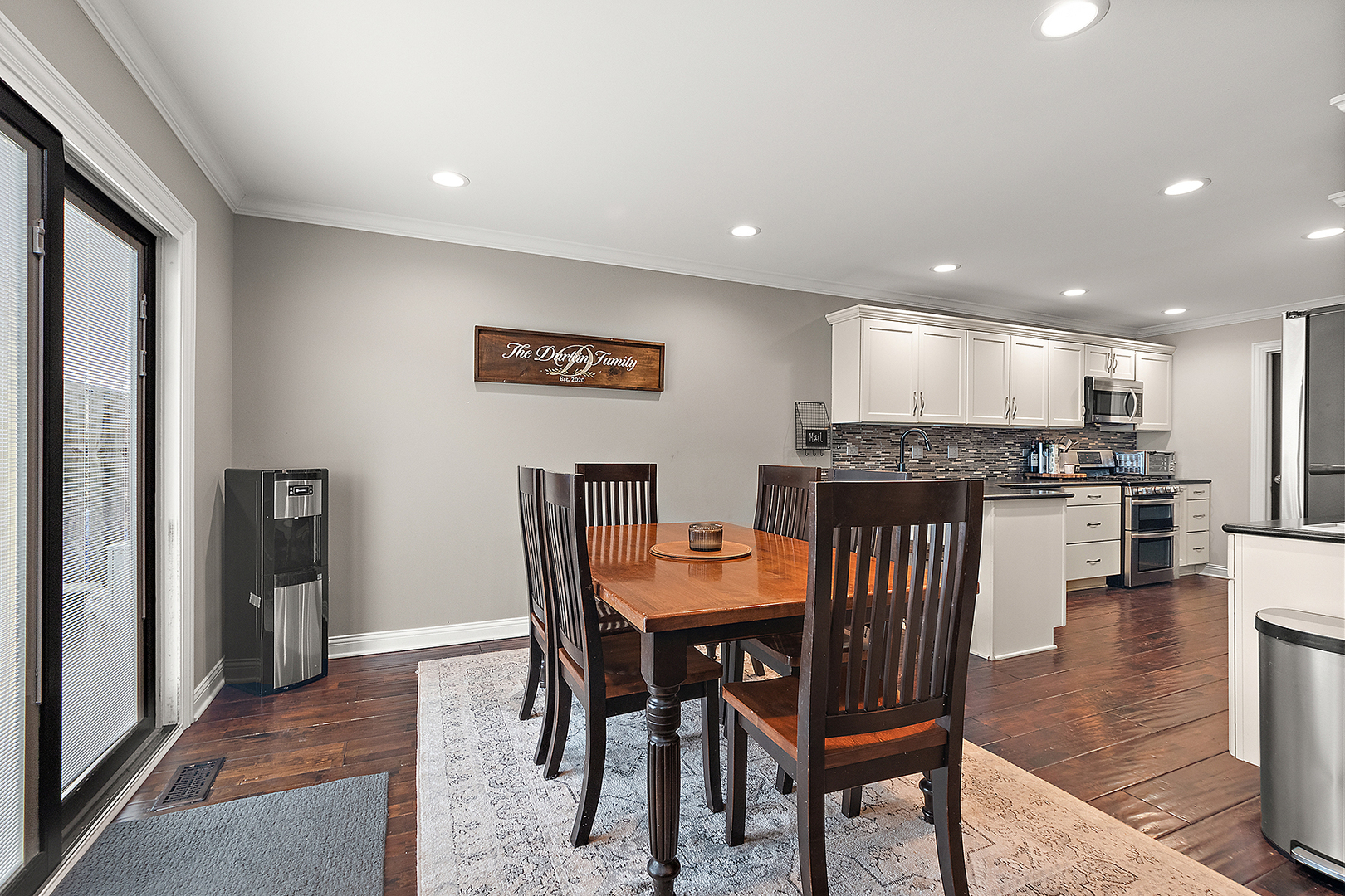 8237 Pecan Place Frankfort, IL 60423 - Photo 9 of 39 a view of a dining room with furniture