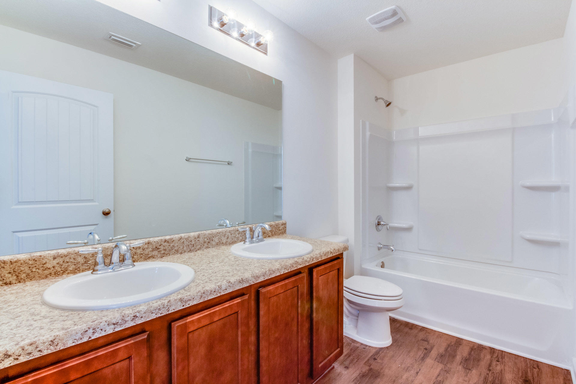590 Earl Godwin Road Freeport, FL 32439 - Photo 2 of 32 Gallery Image 2