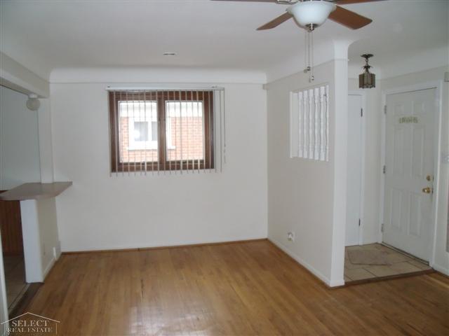 24232 Kelly Road Eastpointe, MI 48021 - Photo 3 of 14 31312373-2.JPG