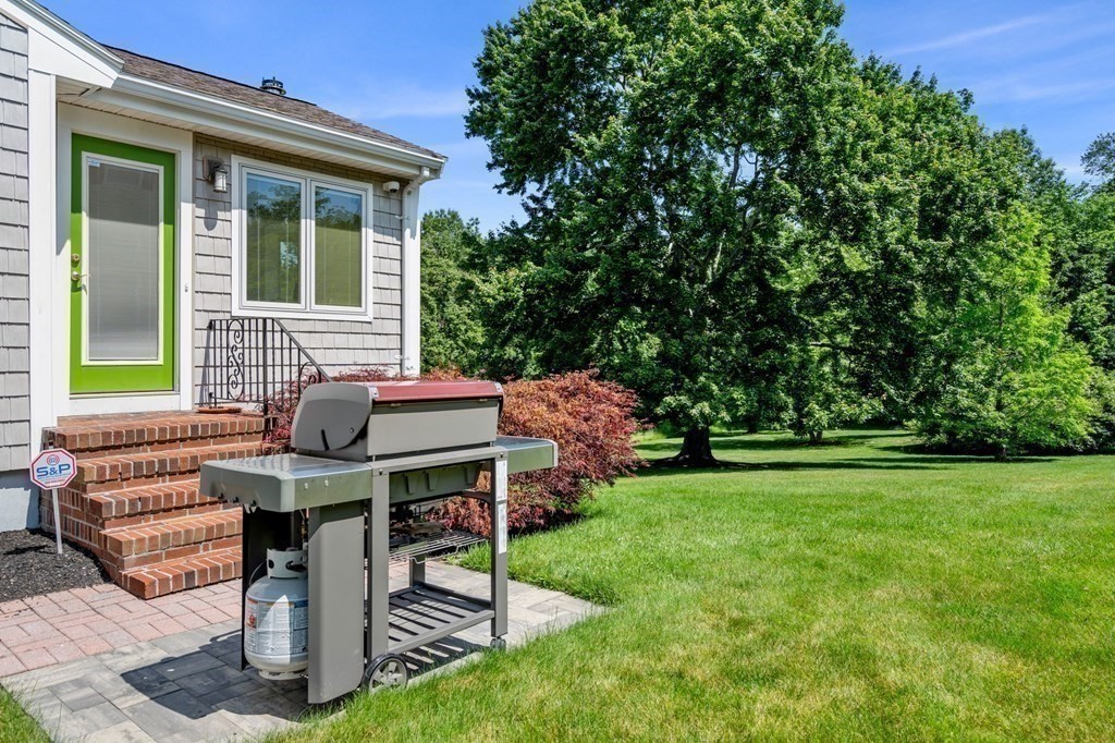60 Ridgewood Road Milton, MA 02186 - Photo 21 of 30 Gallery Image 21