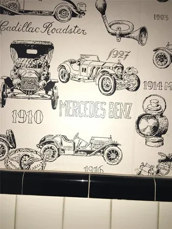 $3,250 | 3301 Rogers Avenue, Unit A, Fort Worth, TX 76109