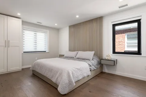 $949,999 | 1363 Kearney Avenue | Country Club