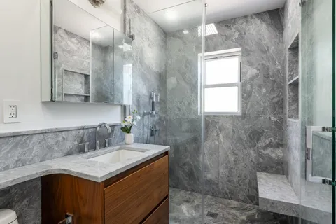 $949,999 | 1363 Kearney Avenue | Country Club