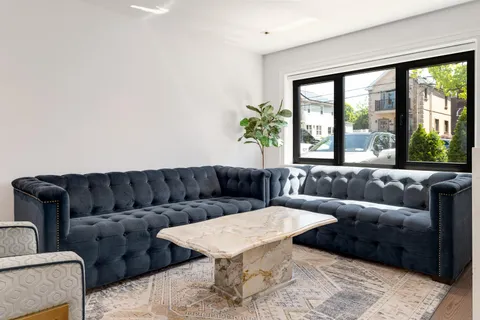 $949,999 | 1363 Kearney Avenue | Country Club