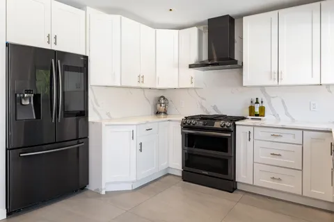 $949,999 | 1363 Kearney Avenue | Country Club