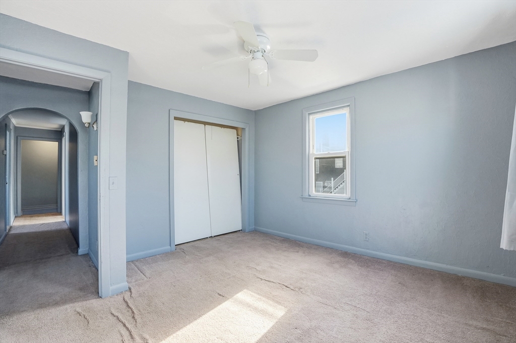 364 Tecumseh Street Fall River, MA 02721 - Photo 16 of 34