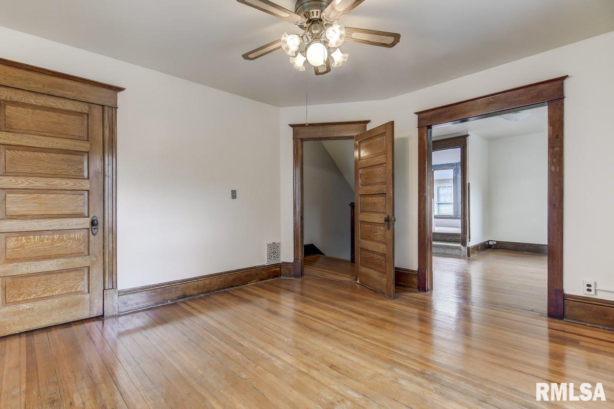 1909 South 6th Street Springfield, IL 62703 - Photo 24 of 36