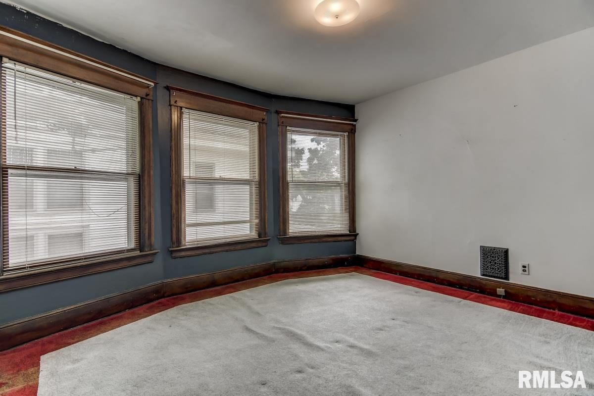 1909 South 6th Street Springfield, IL 62703 - Photo 27 of 36