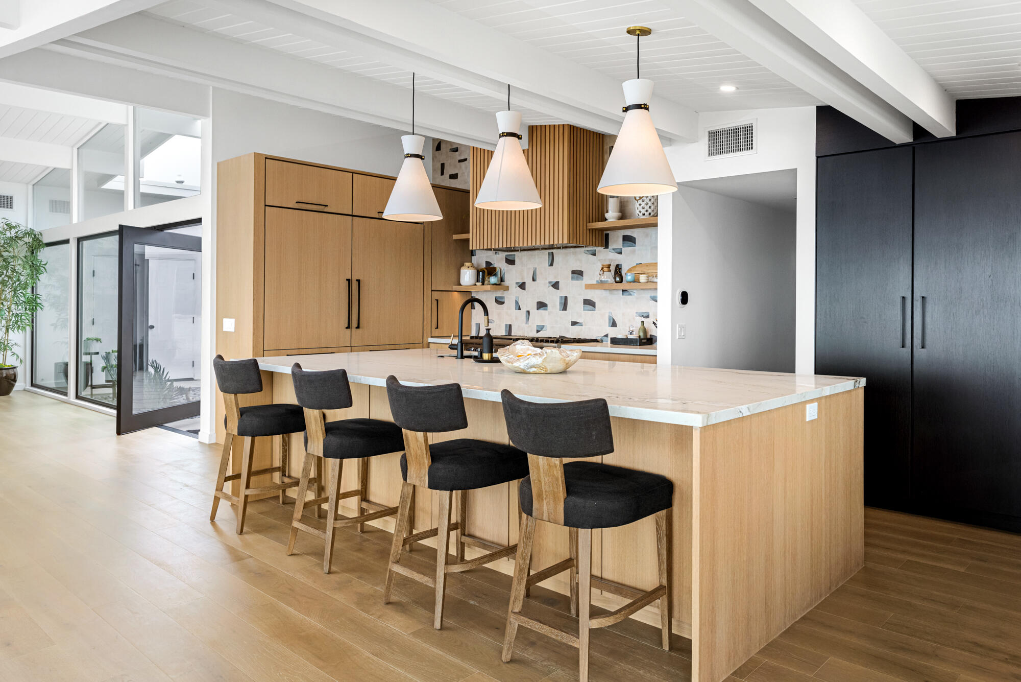 3070 Sea Cliff Santa Barbara, CA 93109 - Photo 12 of 35 Kitchen 1